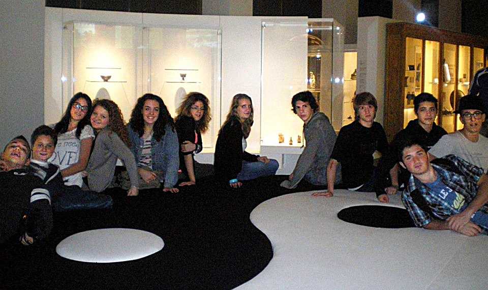 Consueta foto / selfies allo Yin Yang cinese